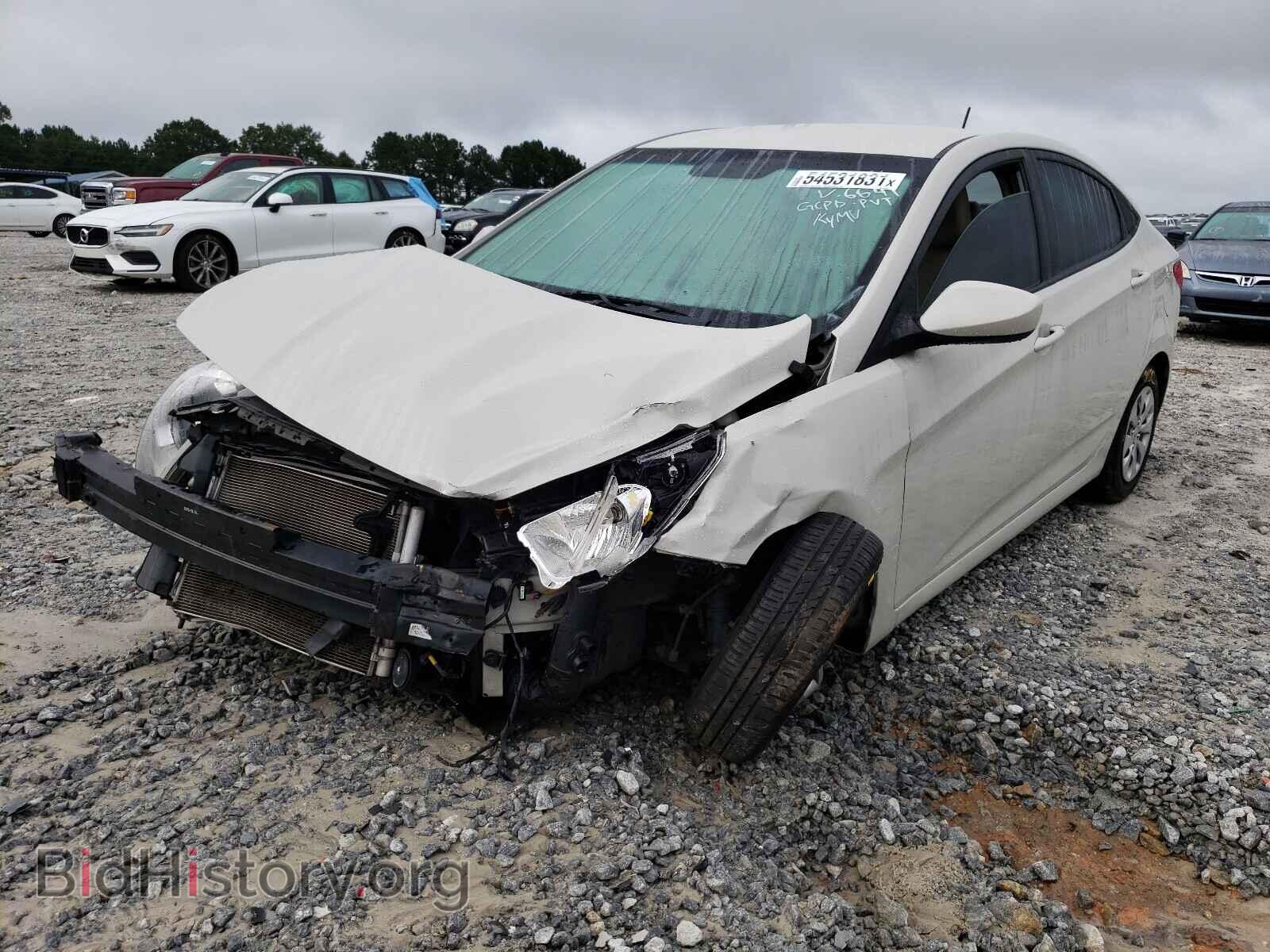 2016 HYUNDAI ACCENT - VIN: KMHCT4AE3GU076641 - Фото 2