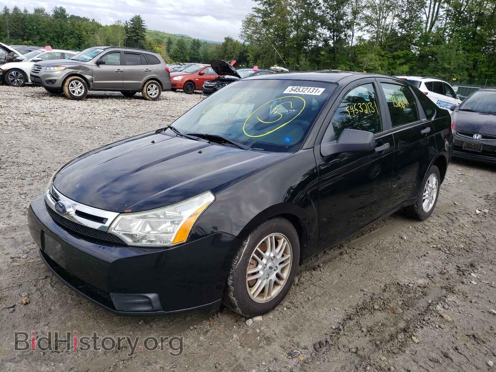 2009 FORD FOCUS - VIN: 1FAHP35N29W258671 - Фото 2