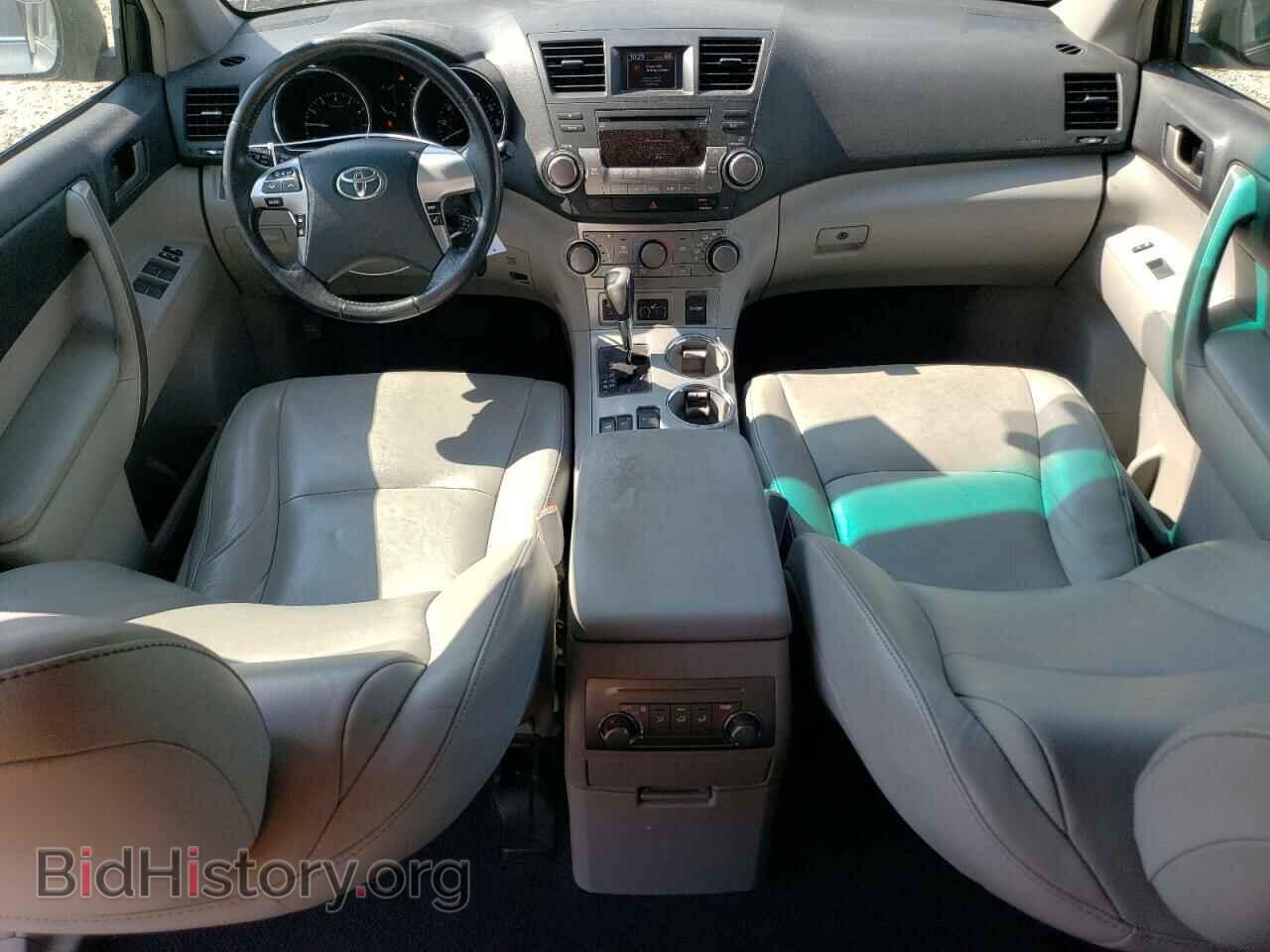 2011 TOYOTA HIGHLANDER - VIN: 5TDBK3EH2BS067007 - Фото 8