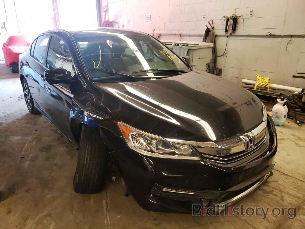 Photo 1HGCR2F88HA068940 - HONDA ACCORD 2017