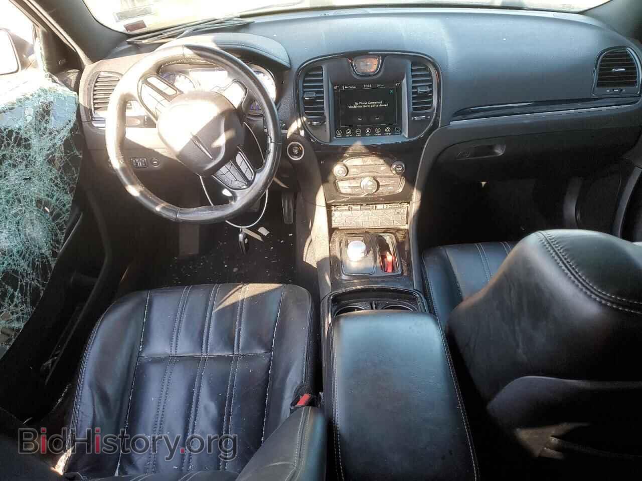 2019 CHRYSLER 300 - VIN: 2C3CCABGXKH516017 - Фото 8