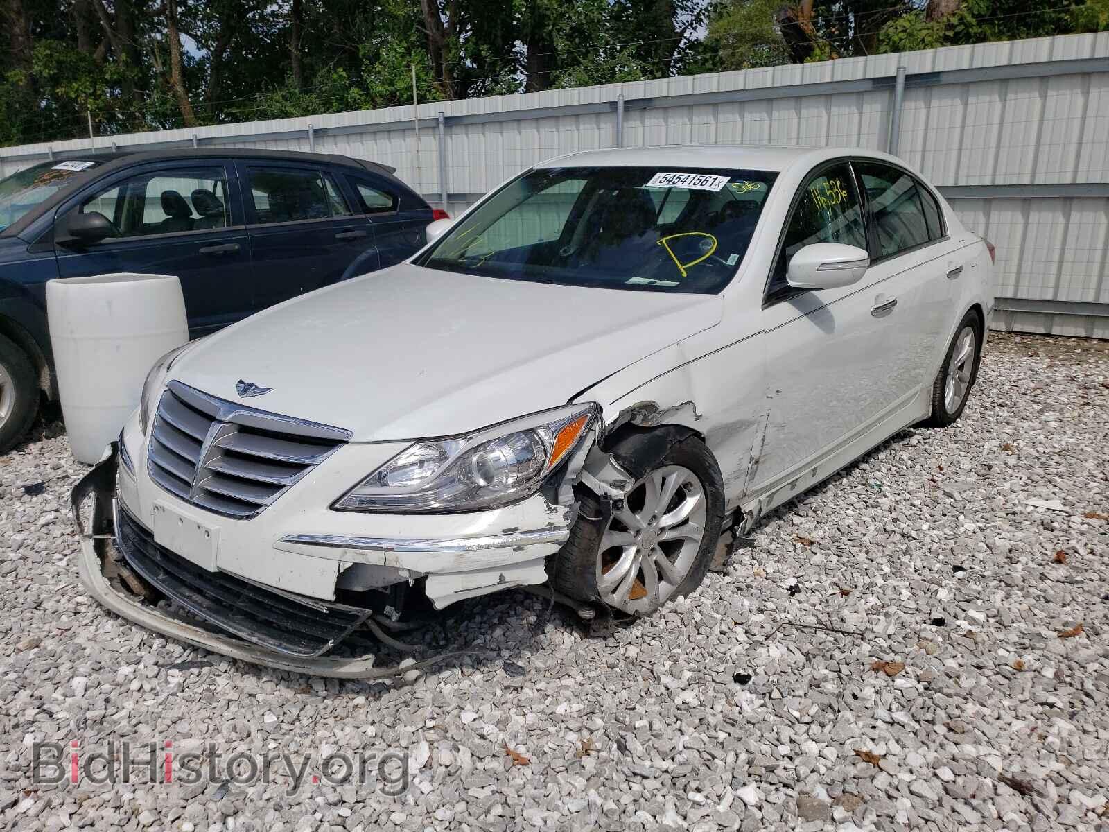 2013 HYUNDAI GENESIS - VIN: KMHGC4DD8DU215128 - Фото 2