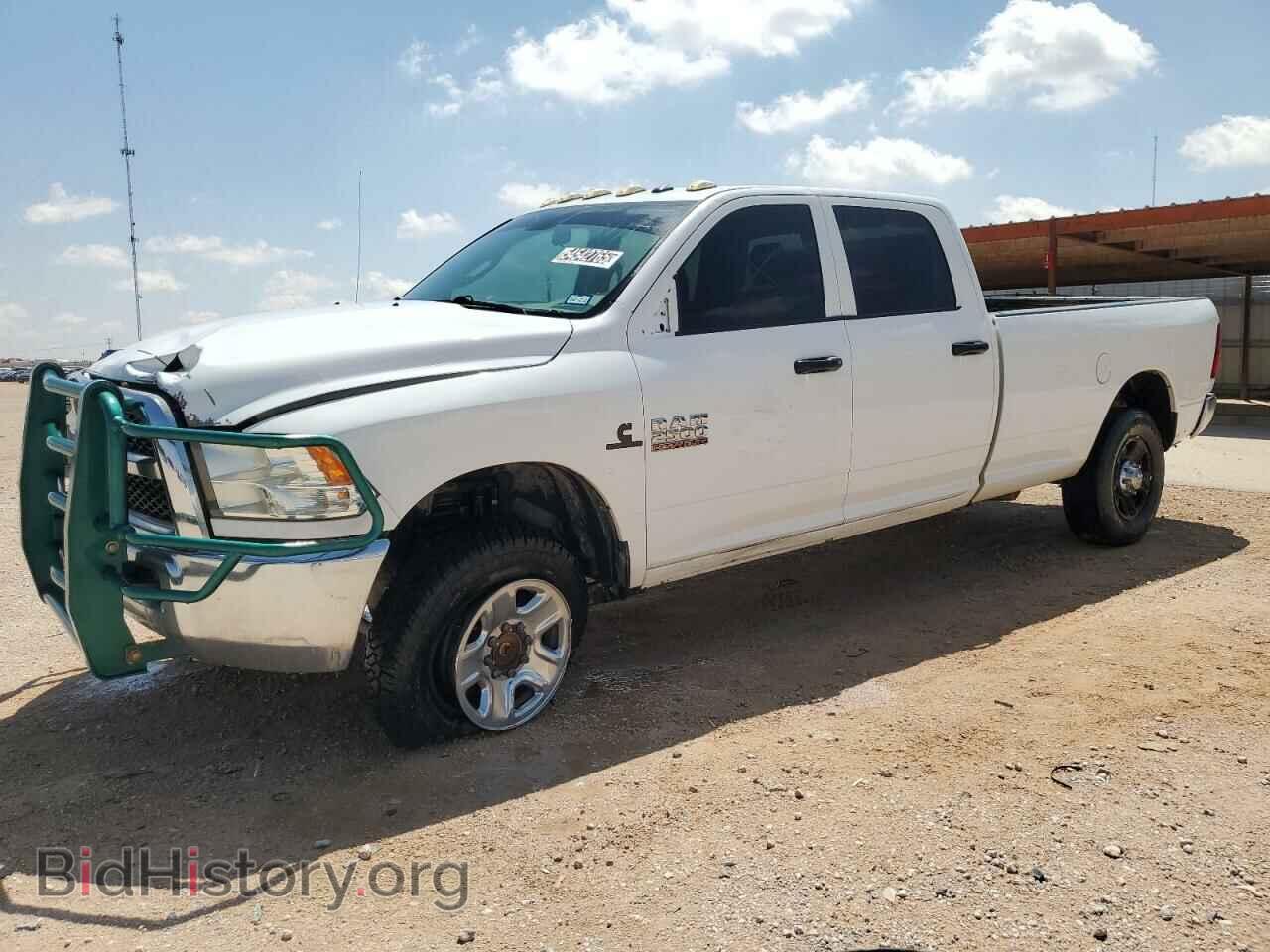 Photo 3C6UR5HLXHG590046 - RAM All Models 2017