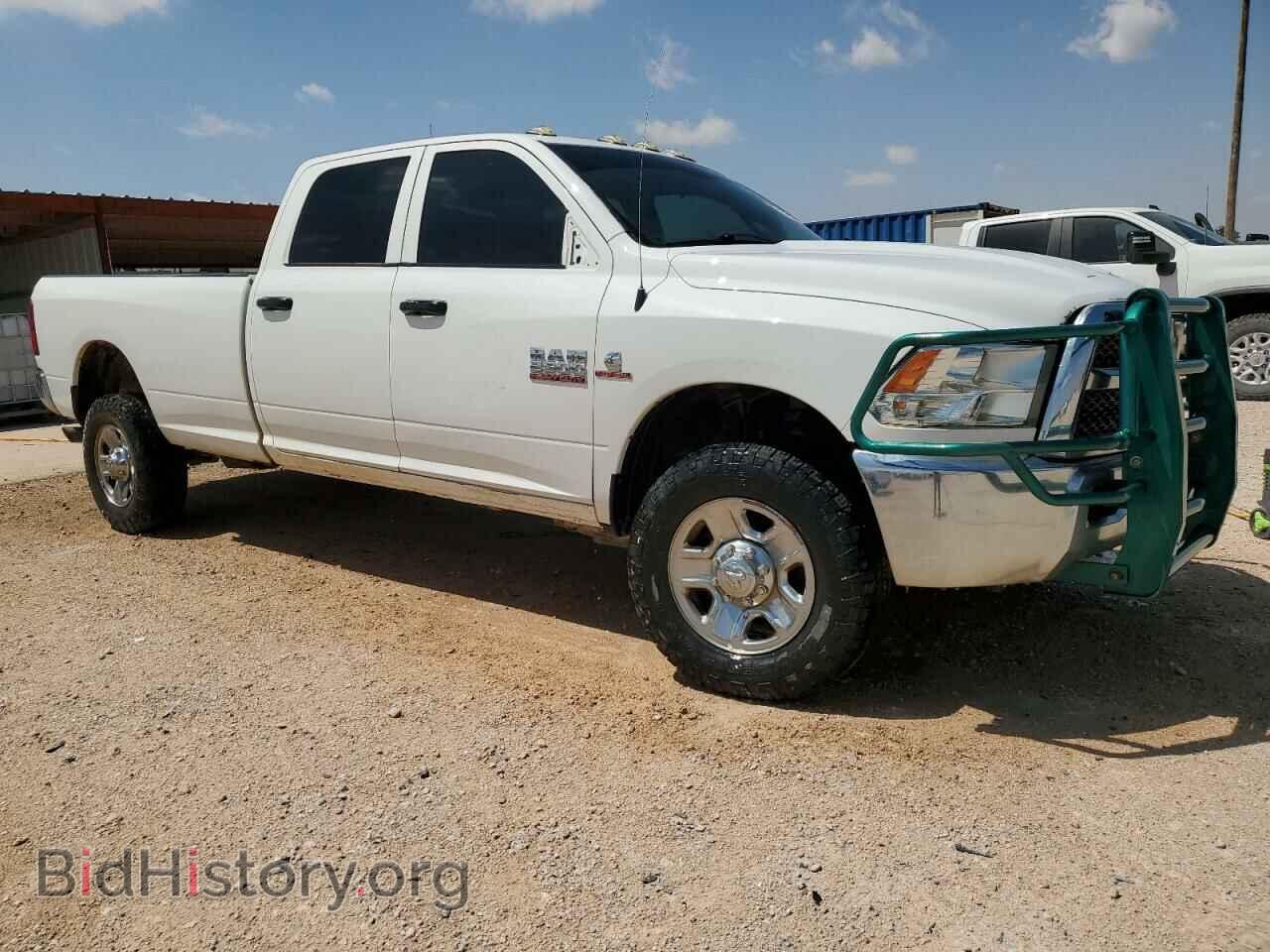 2017 RAM All Models - VIN: 3C6UR5HLXHG590046 - Photo 4