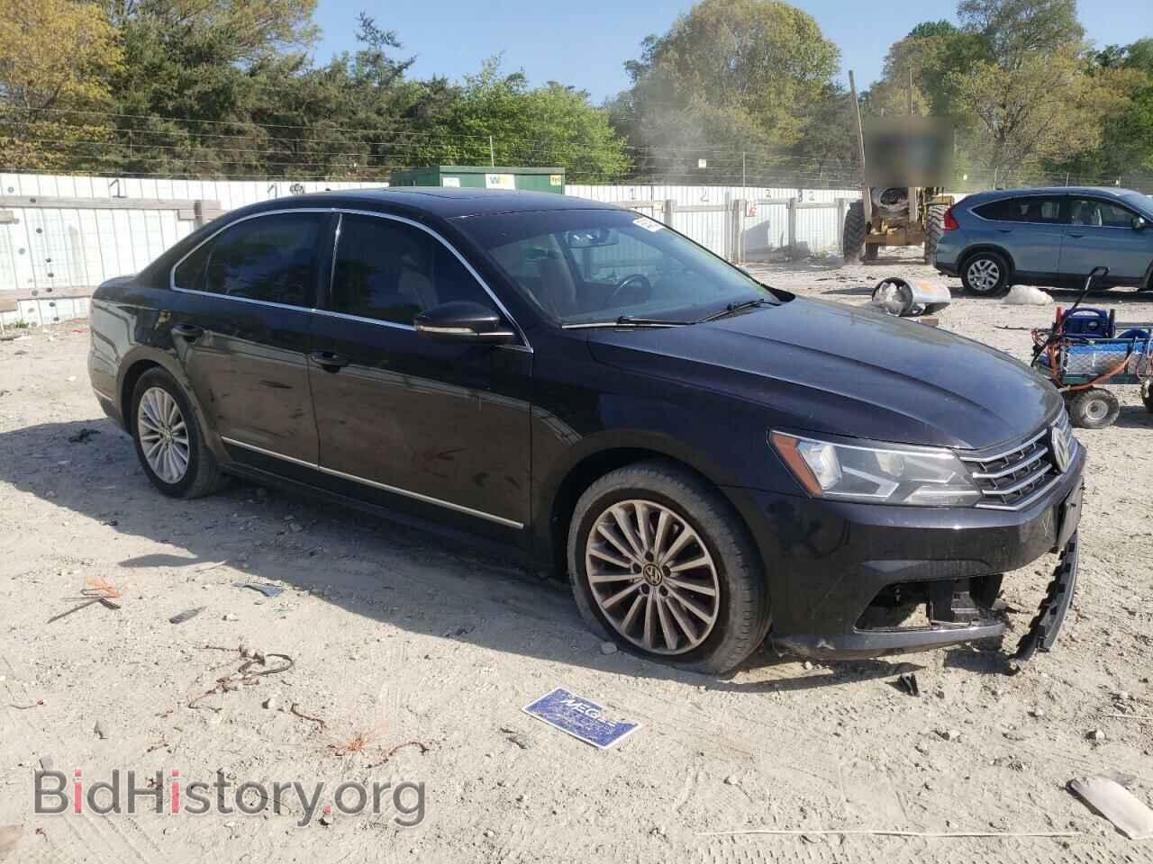 2017 VOLKSWAGEN PASSAT - VIN: 1VWBT7A33HC006447 - Фото 4