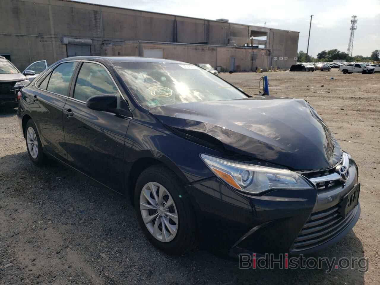 Photo 4T4BF1FKXFR513264 - TOYOTA CAMRY 2015