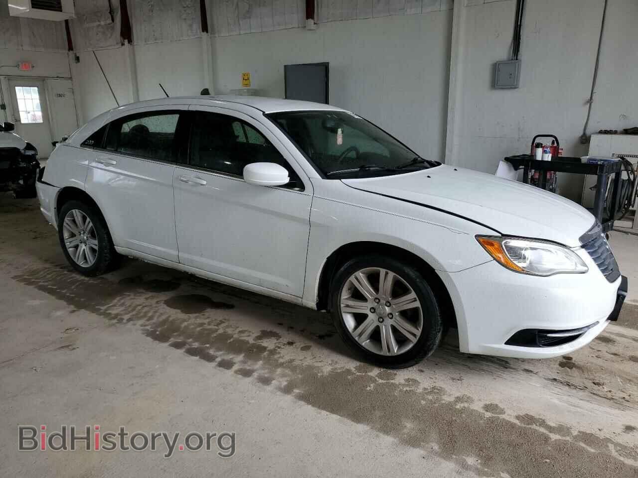 2013 CHRYSLER 200 - VIN: 1C3CCBBB0DN538581 - Фото 4
