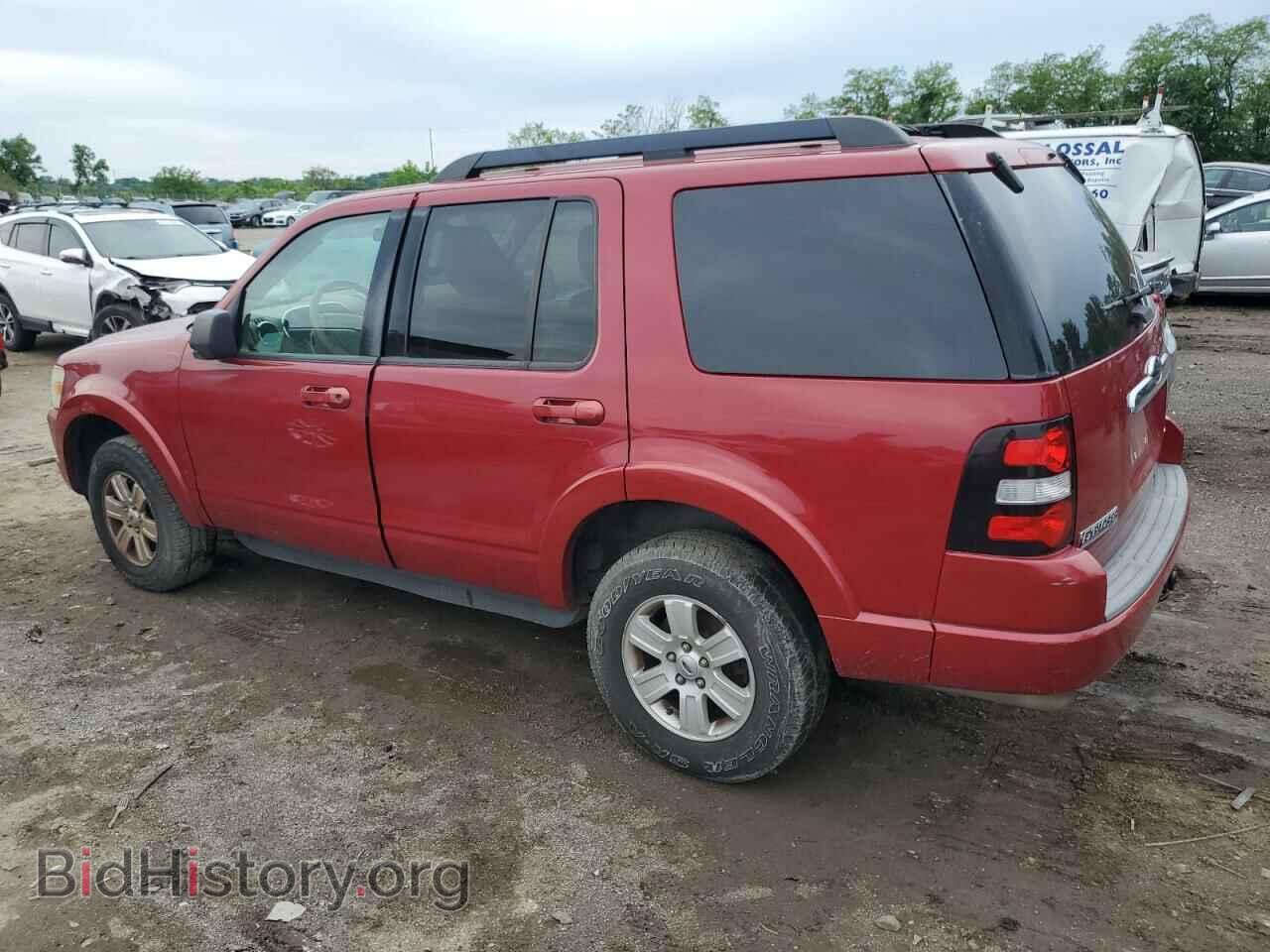 2010 FORD EXPLORER - VIN: 1FMEU7DE9AUA28104 - Фото 2