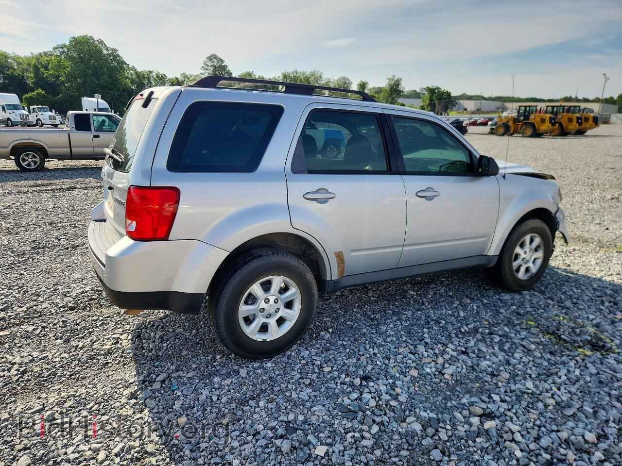2009 MAZDA TRIBUTE - VIN: 4F2CZ02709KM06262 - Photo 3