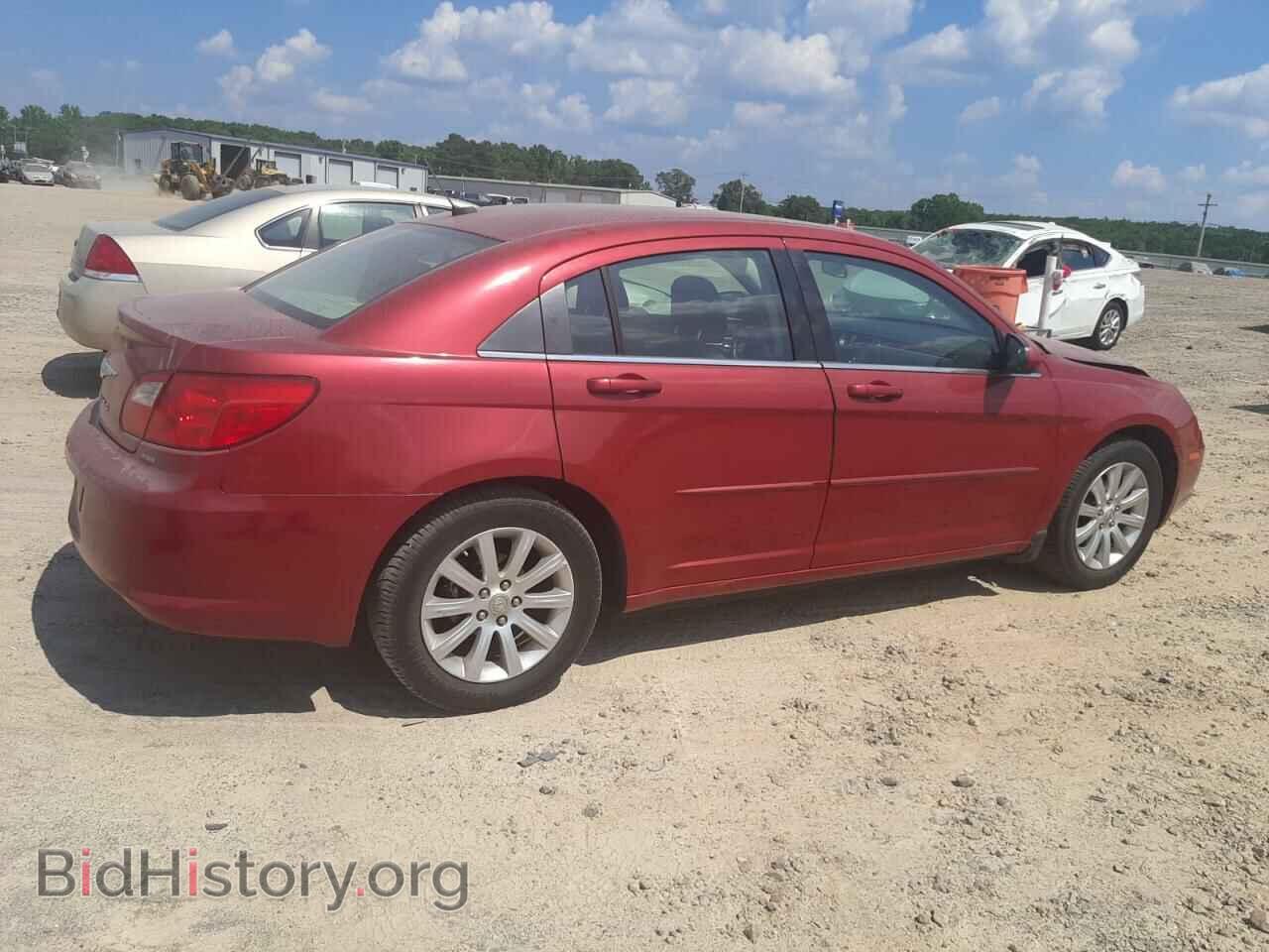 2010 CHRYSLER SEBRING - VIN: 1C3CC5FB8AN223325 - Фото 3