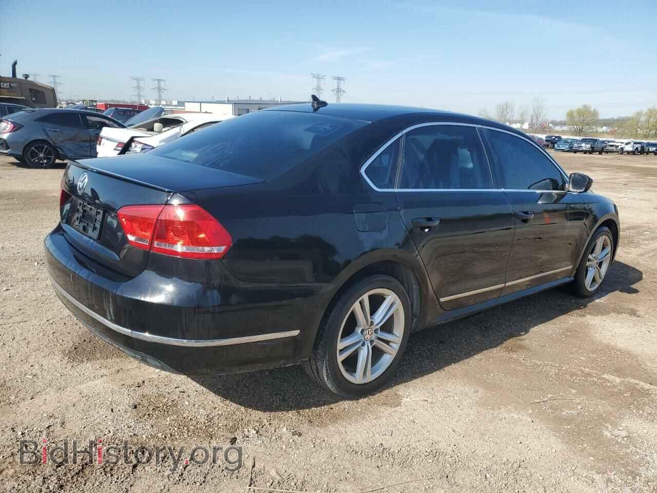 2015 VOLKSWAGEN PASSAT - VIN: 1VWBS7A30FC004901 - Фото 3