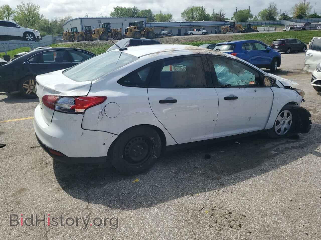 2017 FORD FOCUS - VIN: 1FADP3E22HL314158 - Photo 3