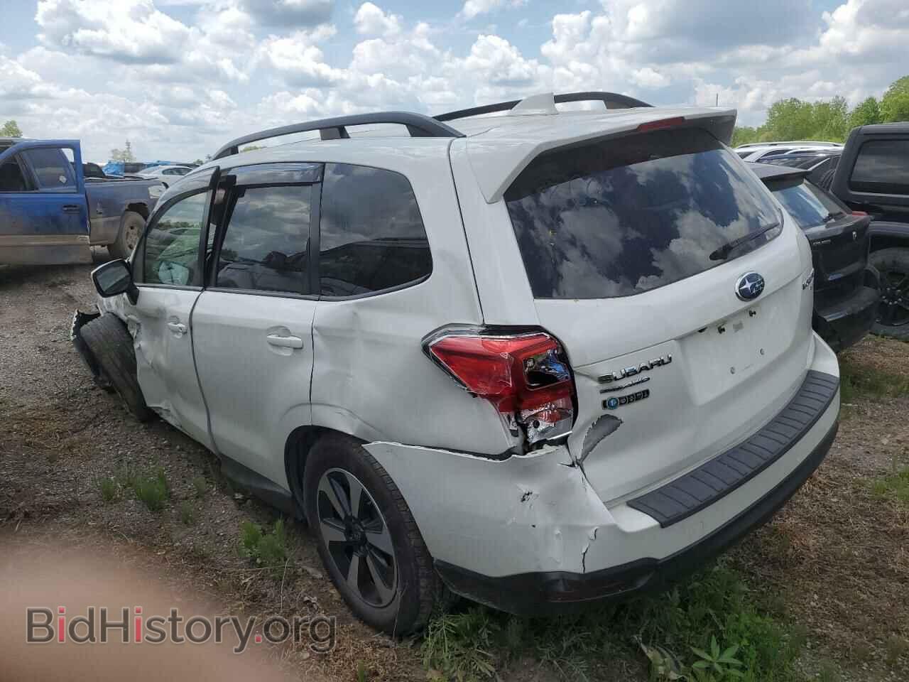 2017 SUBARU FORESTER - VIN: JF2SJAEC0HH526593 - Фото 2