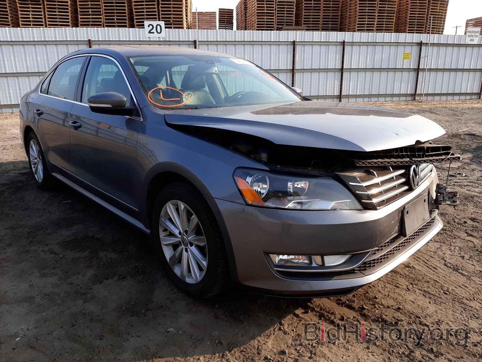 Photo 1VWCP7A38DC108233 - VOLKSWAGEN PASSAT 2013