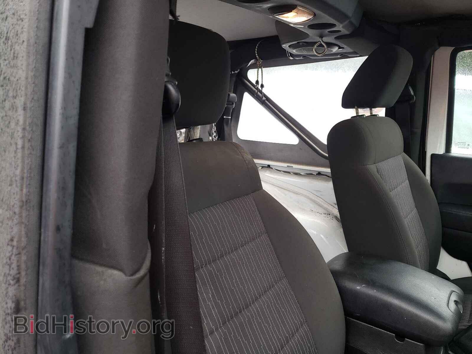 2011 JEEP WRANGLER - VIN: 1J4AA2D19BL581042 - Фото 6