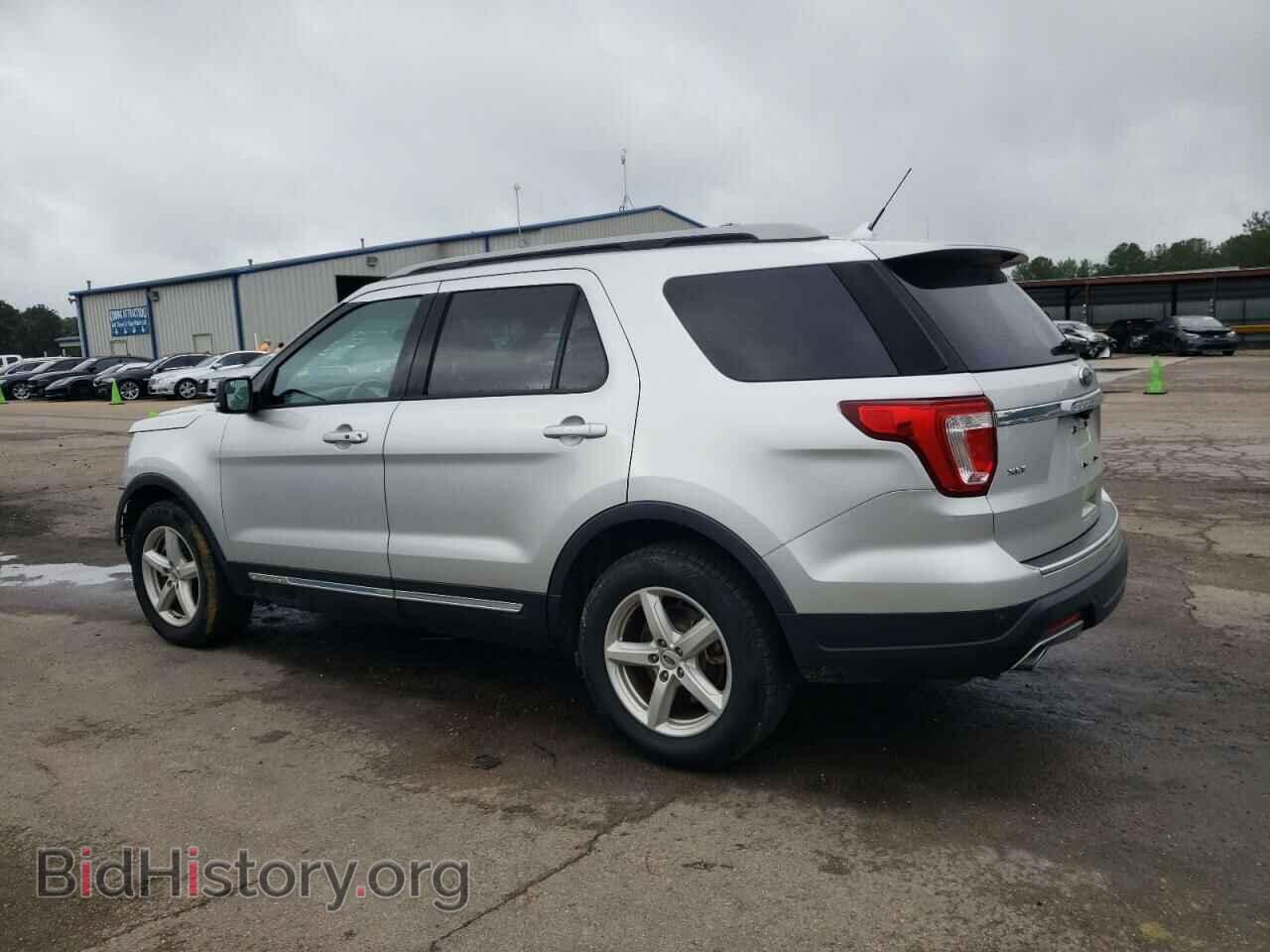 2018 FORD EXPLORER - VIN: 1FM5K7D82JGB39379 - Фото 2