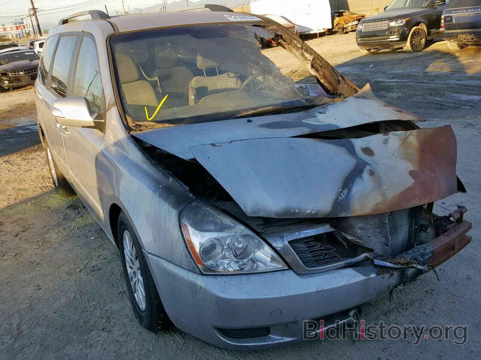 Photo KNDMG4C77B6406192 - KIA SEDONA LX 2011