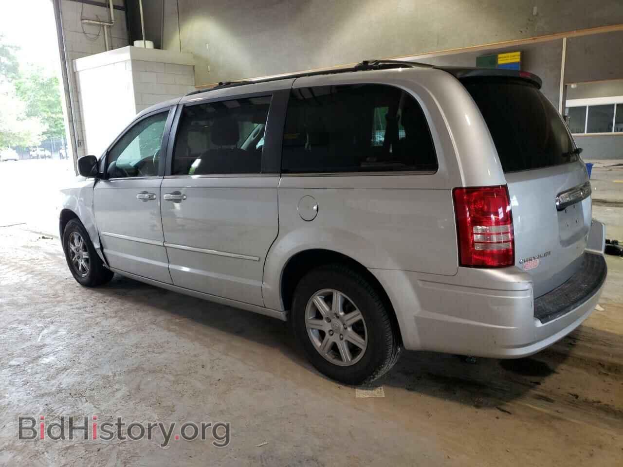 2010 CHRYSLER MINIVAN - VIN: 2A4RR8D14AR502395 - Фото 2