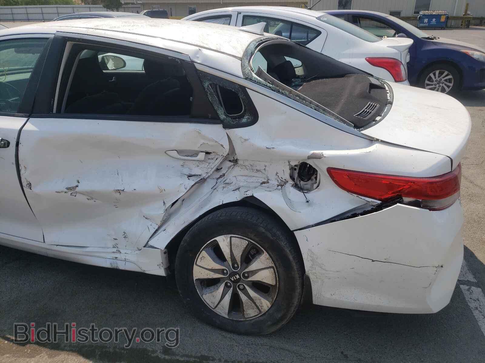 2017 KIA OPTIMA - VIN: KNAGT4LE4H5016640 - Фото 9