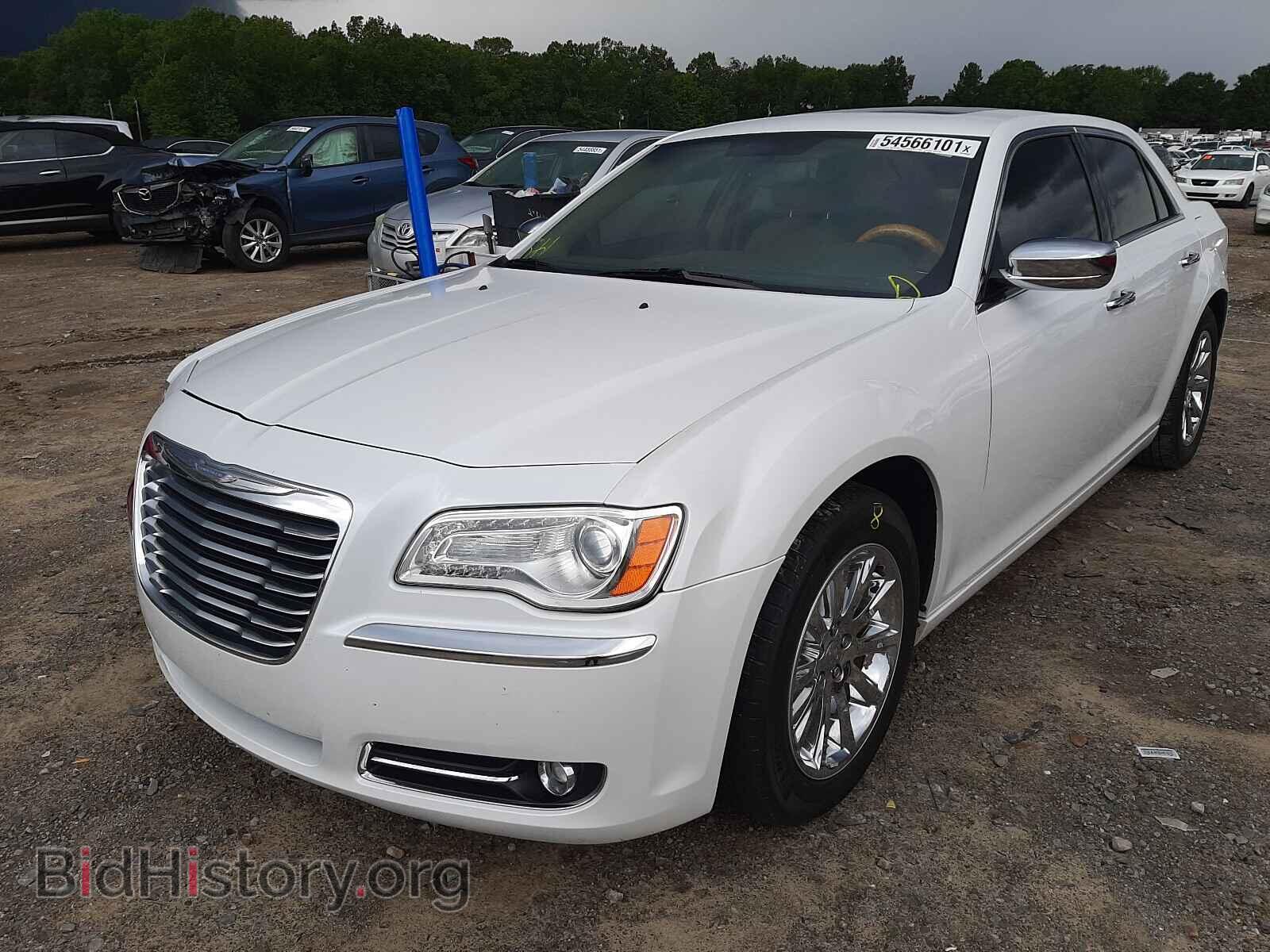 2012 CHRYSLER 300 - VIN: 2C3CCACG1CH166244 - Фото 2
