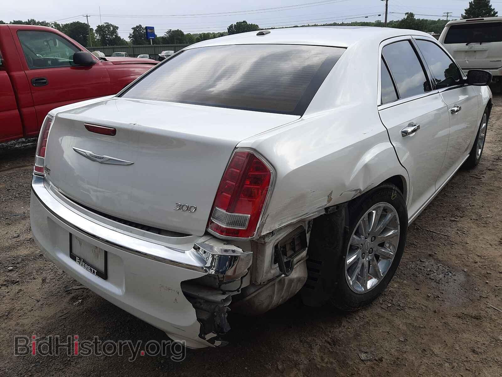 2012 CHRYSLER 300 - VIN: 2C3CCACG1CH166244 - Фото 4