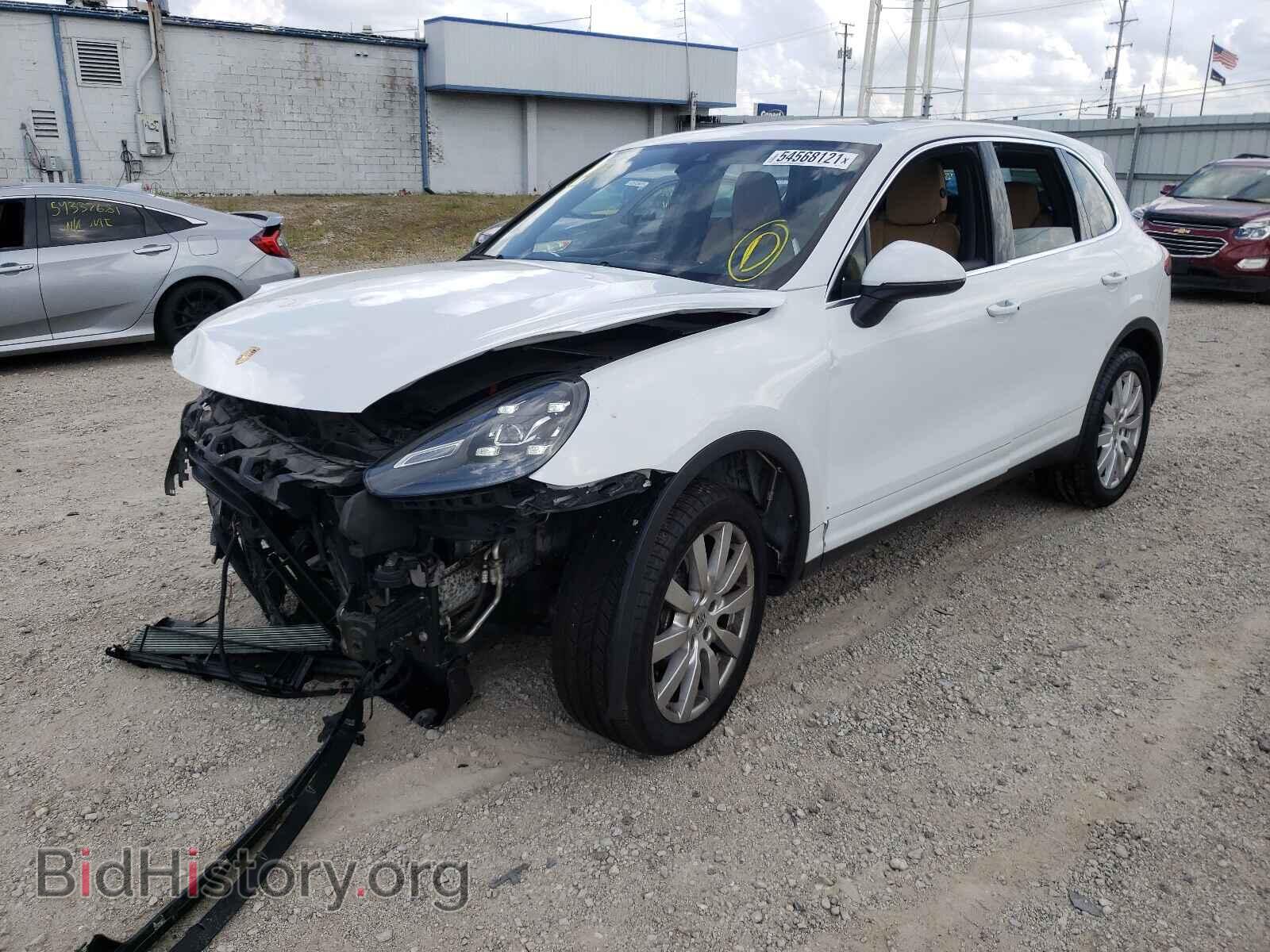 2016 PORSCHE CAYENNE - VIN: WP1AA2A29GKA09273 - Фото 2