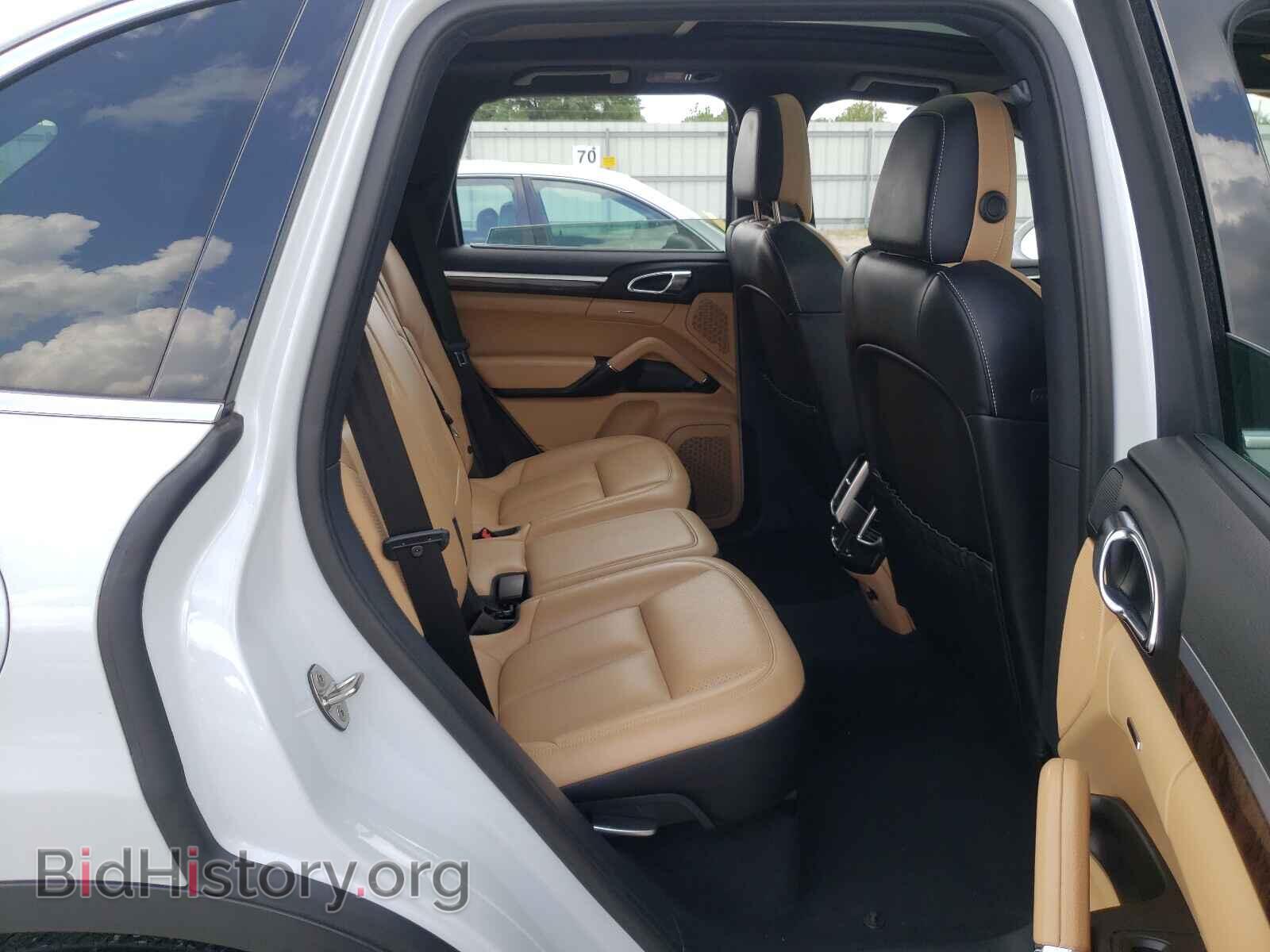 2016 PORSCHE CAYENNE - VIN: WP1AA2A29GKA09273 - Фото 6