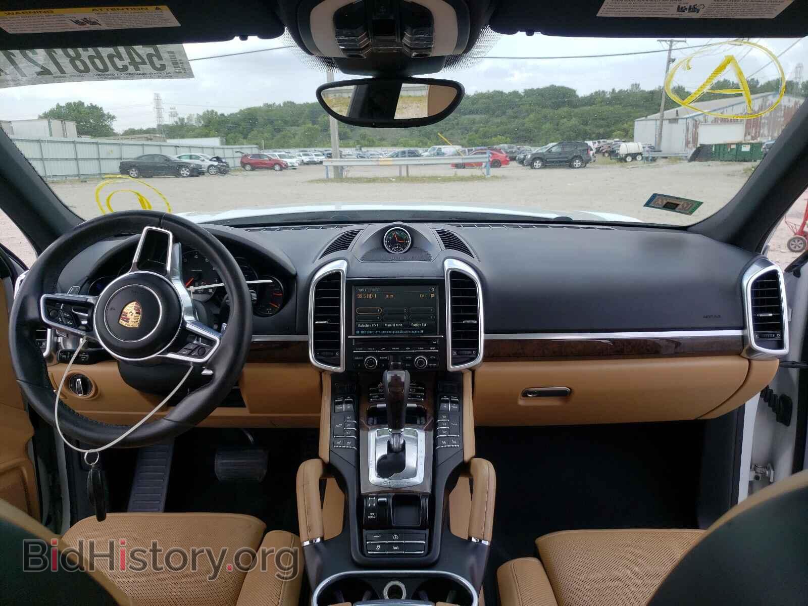 2016 PORSCHE CAYENNE - VIN: WP1AA2A29GKA09273 - Фото 9