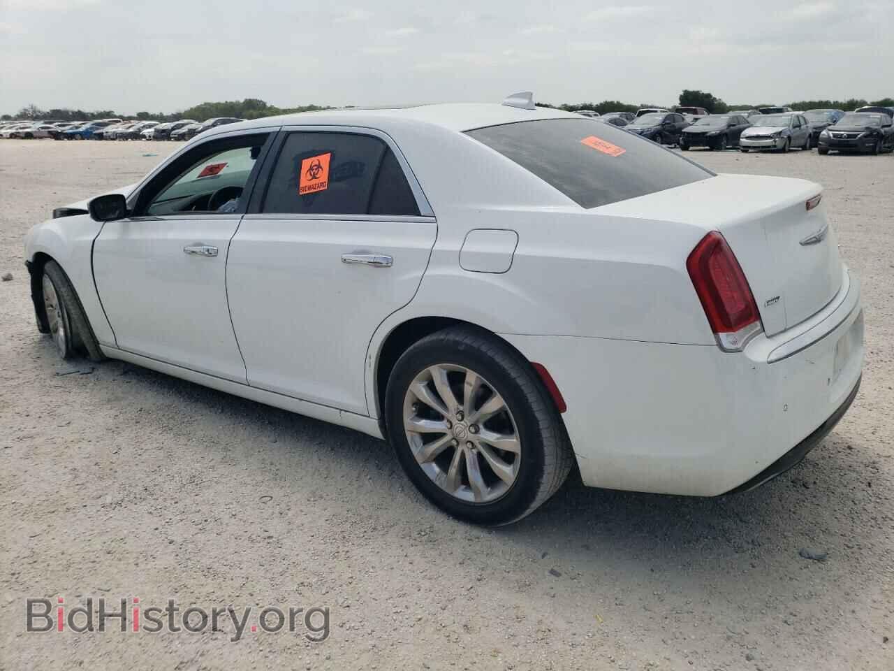 2017 CHRYSLER 300 - VIN: 2C3CCAKG5HH571239 - Фото 2
