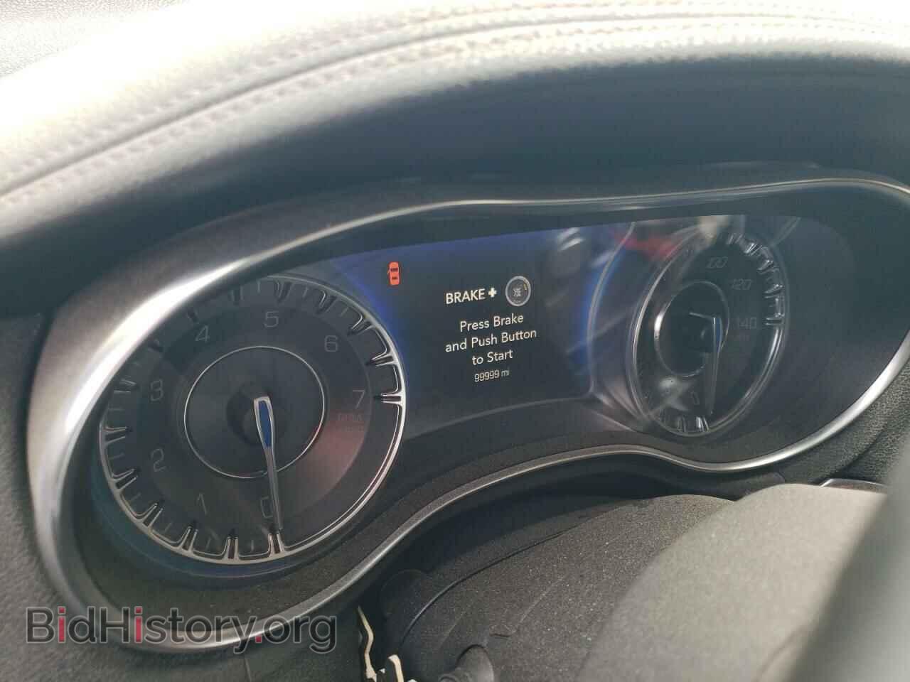 2017 CHRYSLER 300 - VIN: 2C3CCAKG5HH571239 - Фото 9