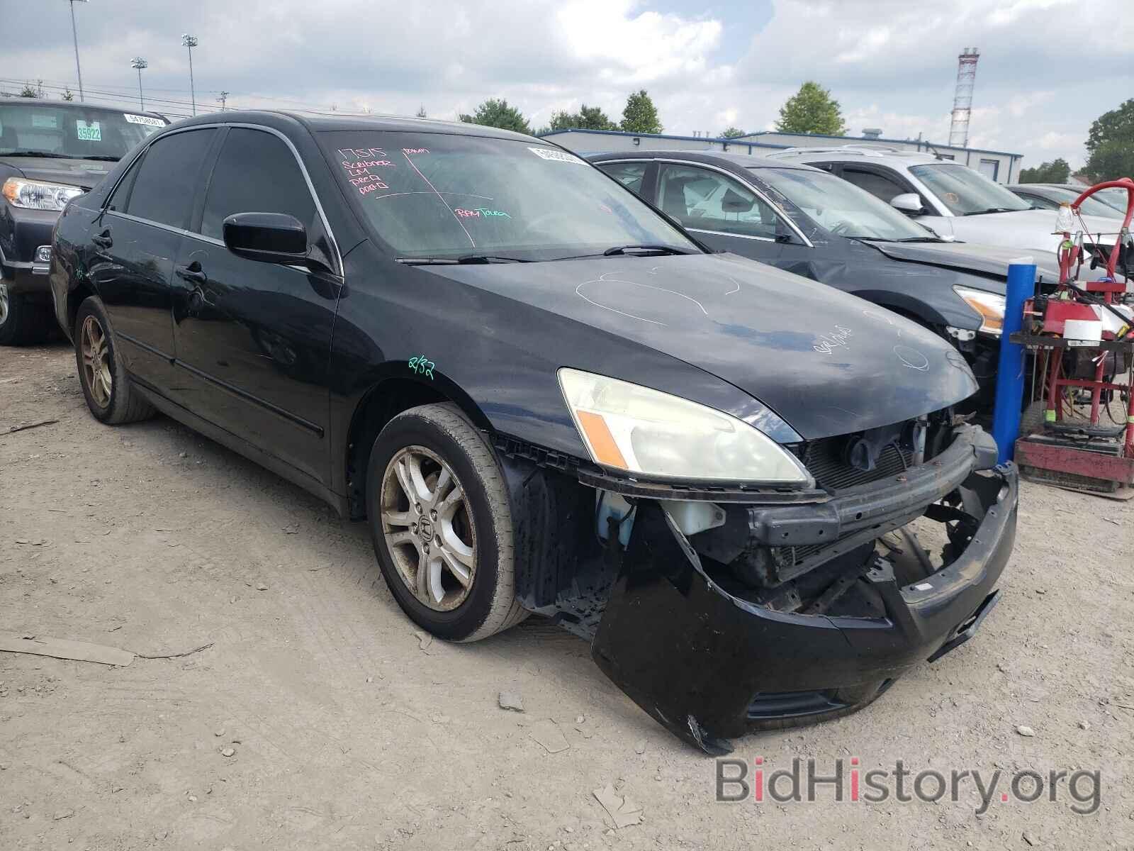 Photo 1HGCM56847A226978 - HONDA ACCORD 2007