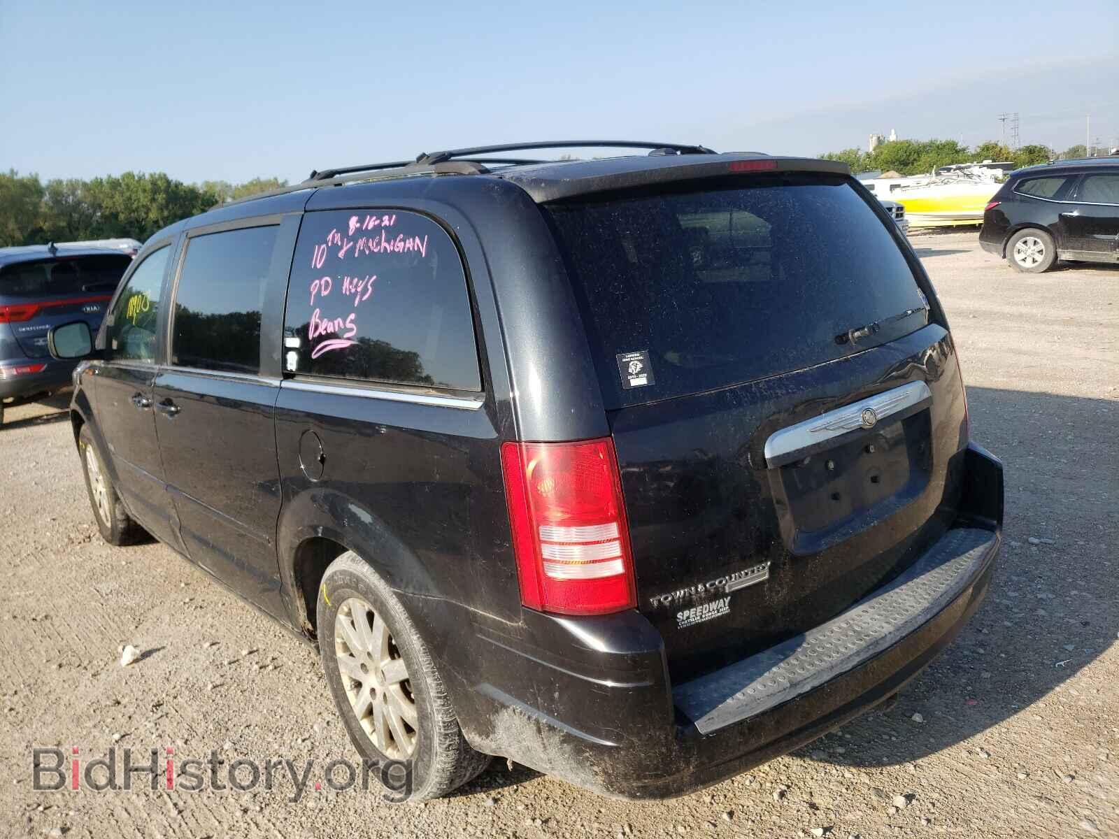 2008 CHRYSLER MINIVAN - VIN: 2A8HR54P68R843322 - Фото 3