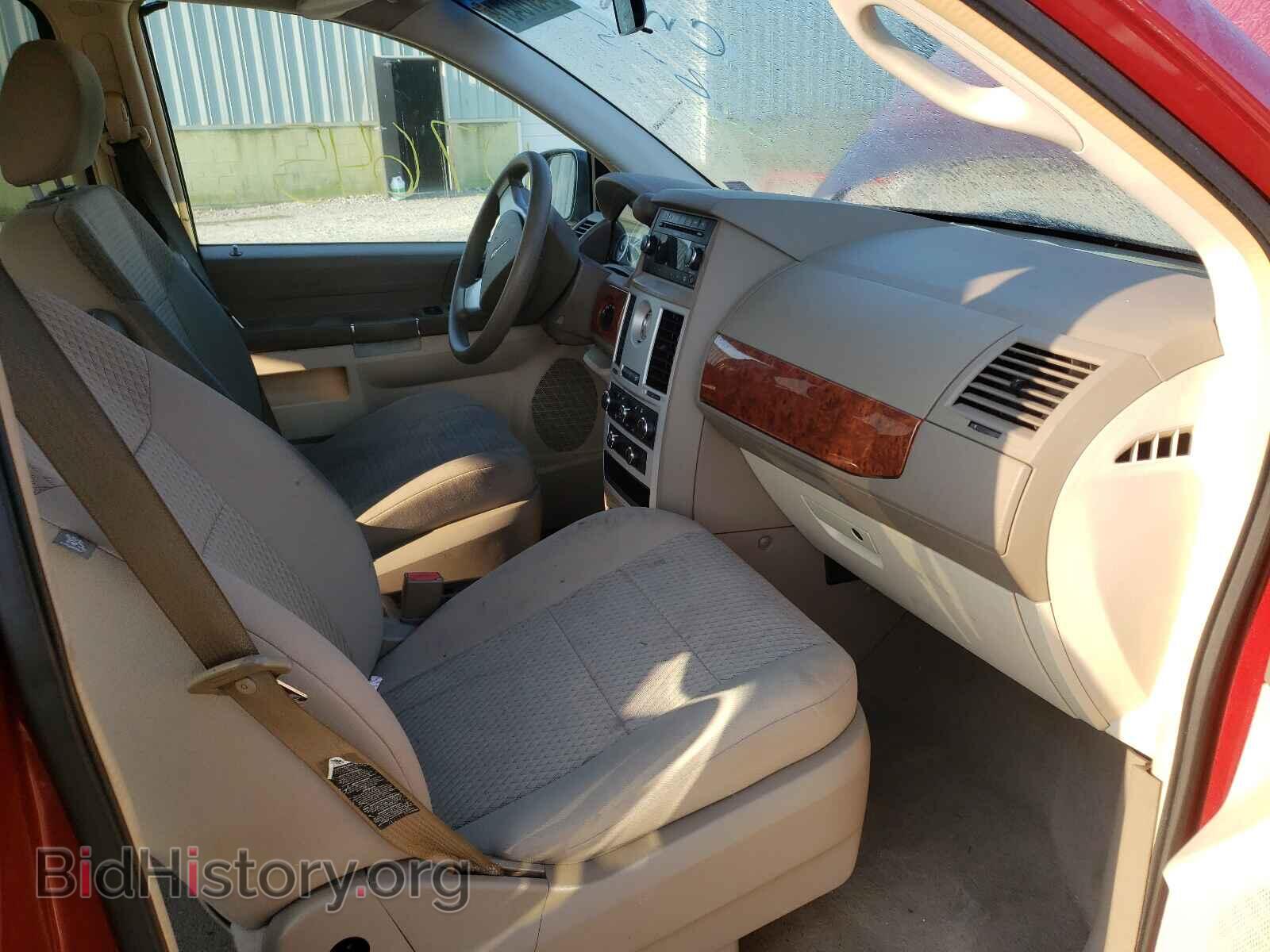 2009 CHRYSLER MINIVAN - VIN: 2A8HR44E49R503113 - Фото 5