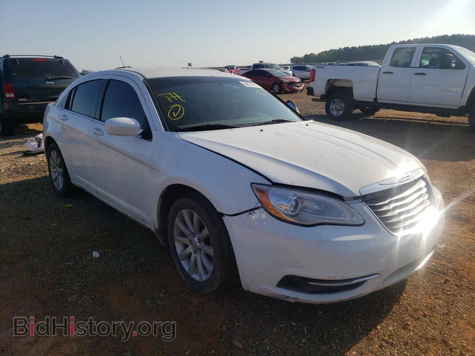 Фотография 1C3CCBBG3DN703275 - CHRYSLER 200 2013