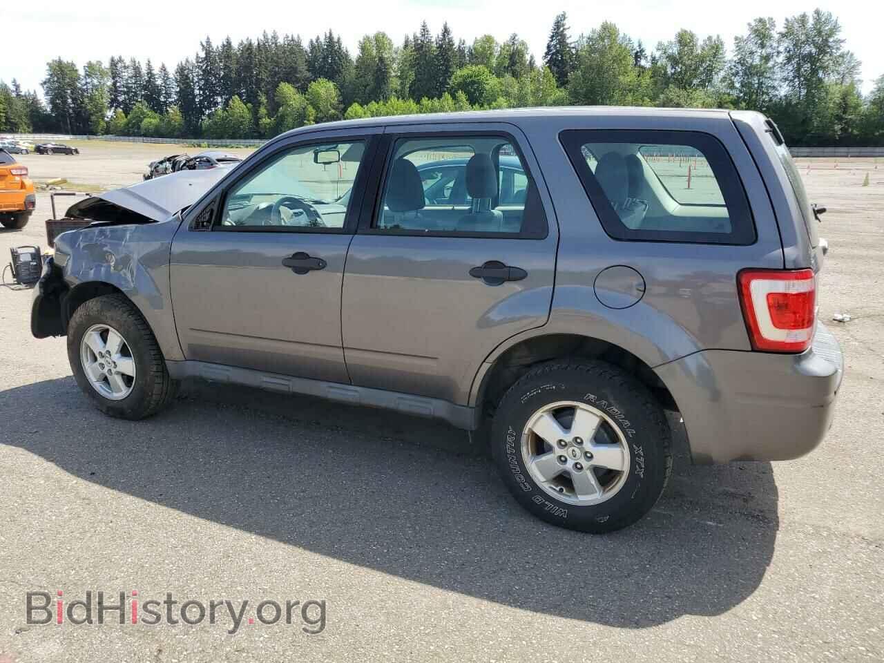 2010 FORD ESCAPE - VIN: 1FMCU0C73AKA09996 - Фото 2