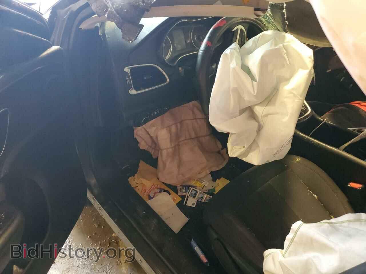 2016 CHRYSLER 200 - VIN: 1C3CCCAB3GN183580 - Photo 8