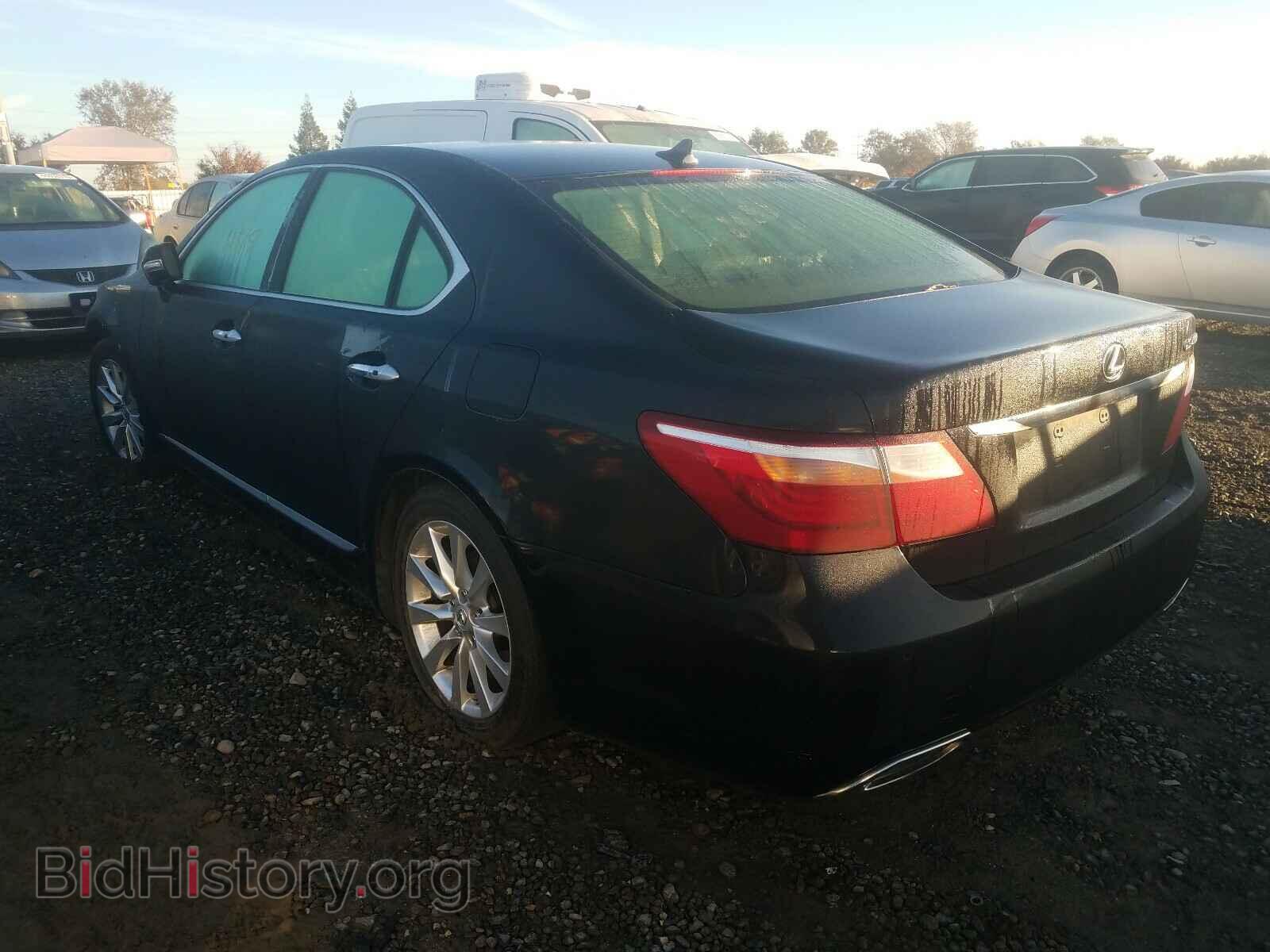 2012 LEXUS LS460 - VIN: JTHBL5EF7C5113444 - Photo 3