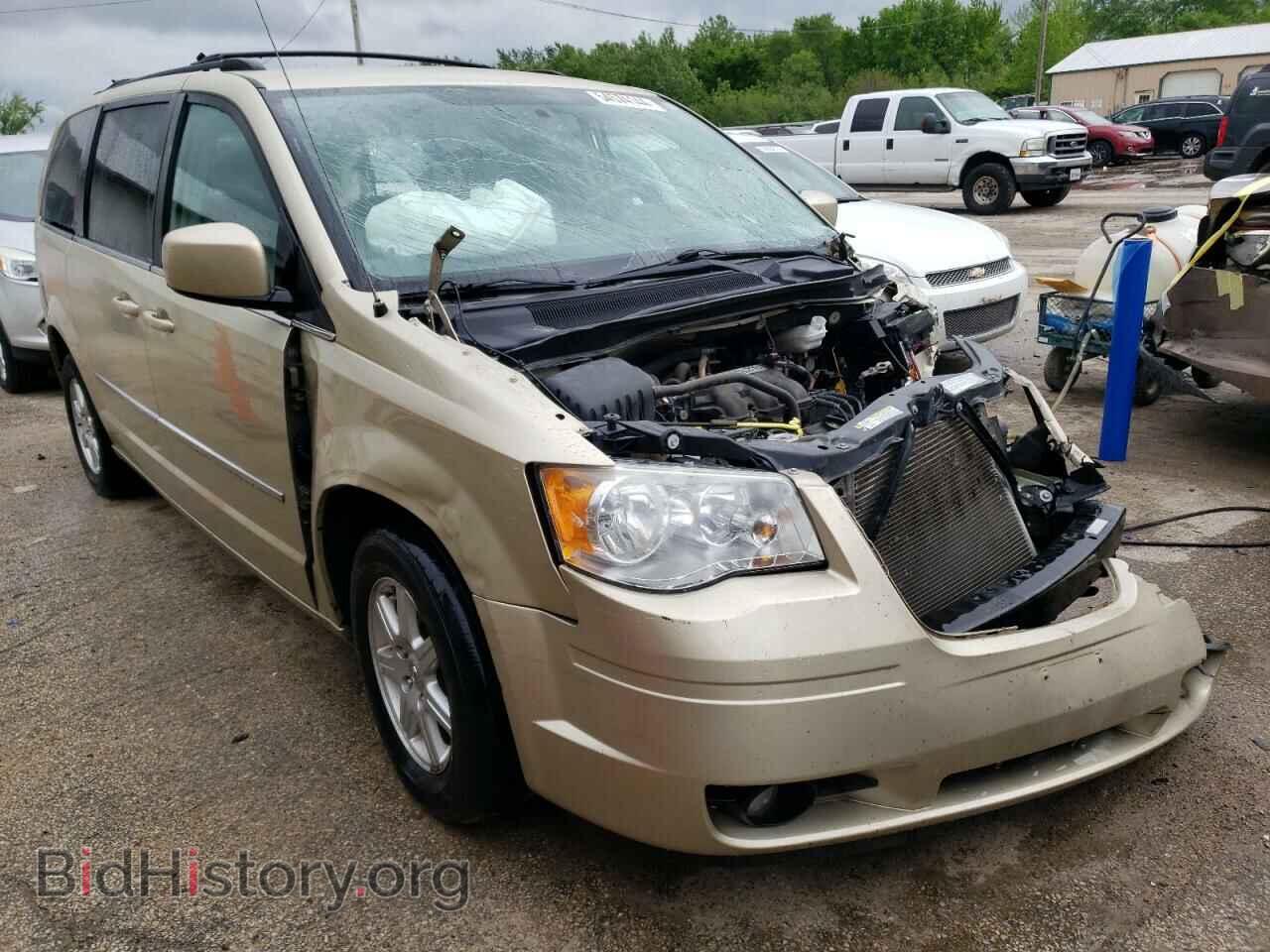 2010 CHRYSLER MINIVAN - VIN: 2A4RR5D15AR240823 - Photo 4