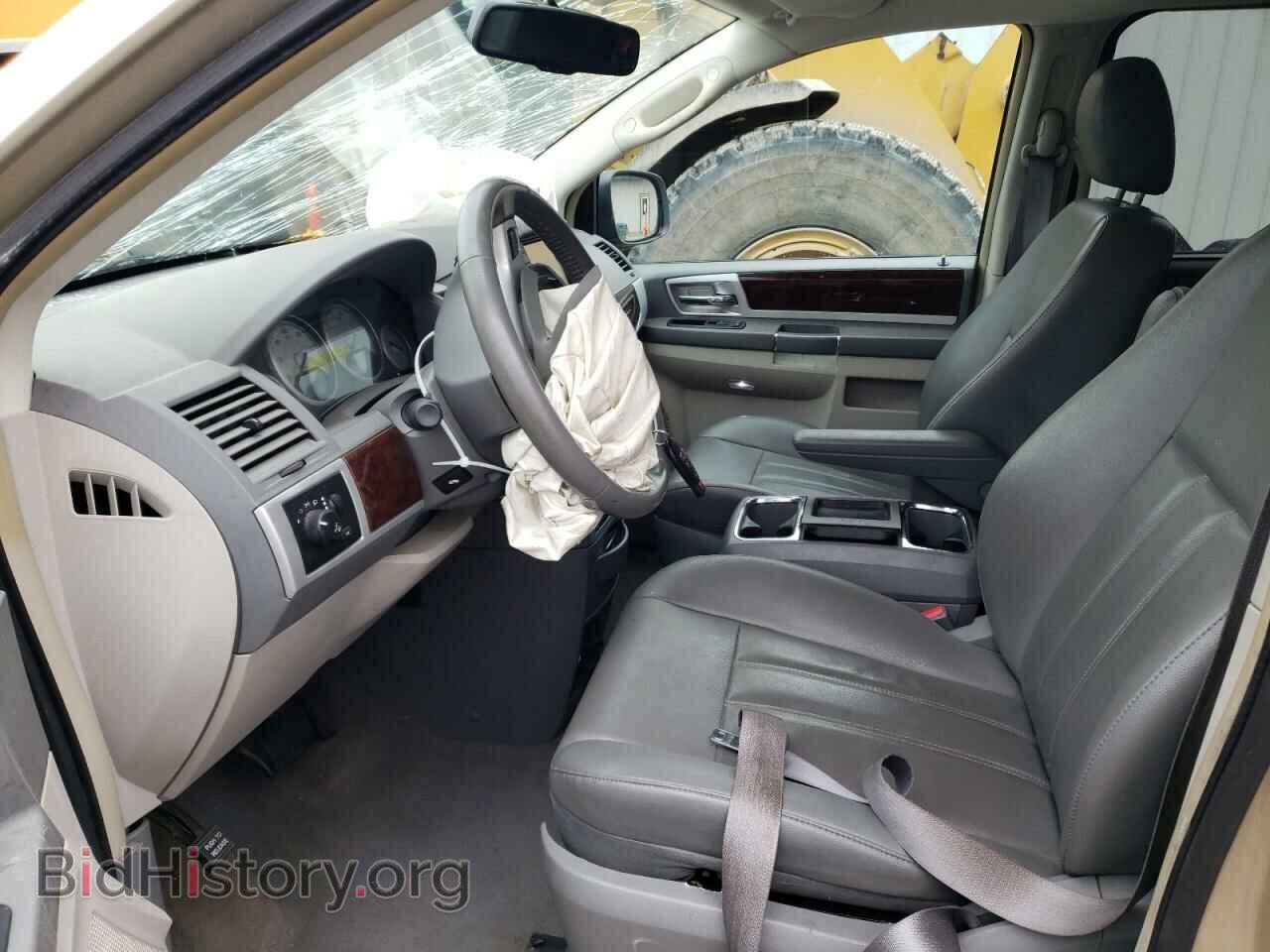 2010 CHRYSLER MINIVAN - VIN: 2A4RR5D15AR240823 - Photo 7