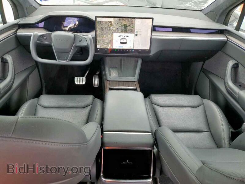 2023 Tesla MODEL X (VIN 7SAXCBE51PF377652) — фото 8 из 12