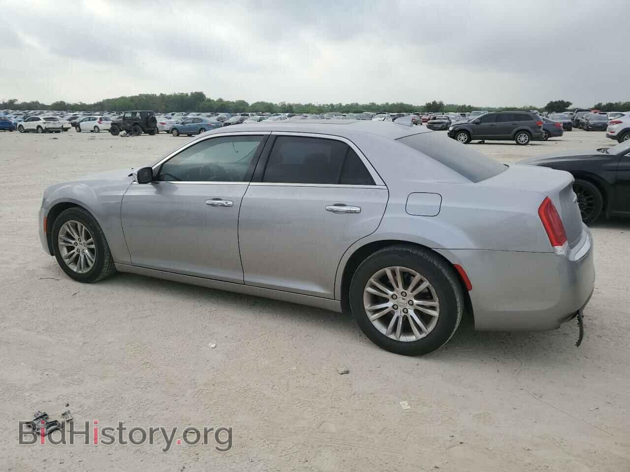 2016 CHRYSLER 300 - VIN: 2C3CCAEG1GH151780 - Фото 2