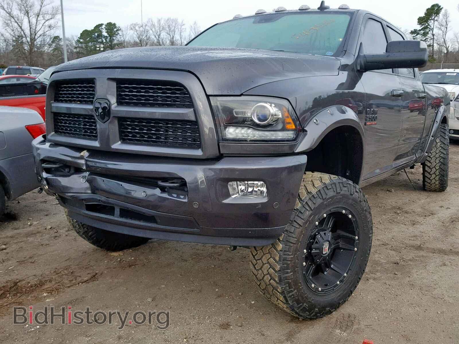2017 RAM 2500 LARAM - VIN: 3C6UR5FL7HG532706 - Фото 2