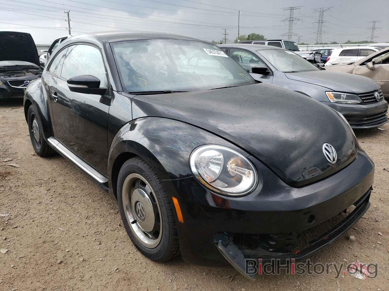 Photo 3VWJX7AT8CM664451 - VOLKSWAGEN BEETLE 2012