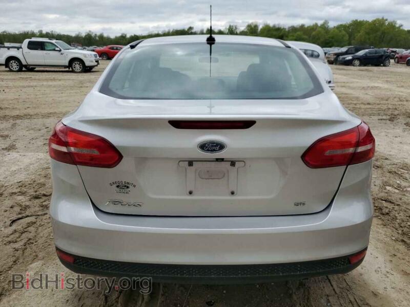 2017 Ford FOCUS (VIN 1FADP3F29HL259240) — фото 6 из 13