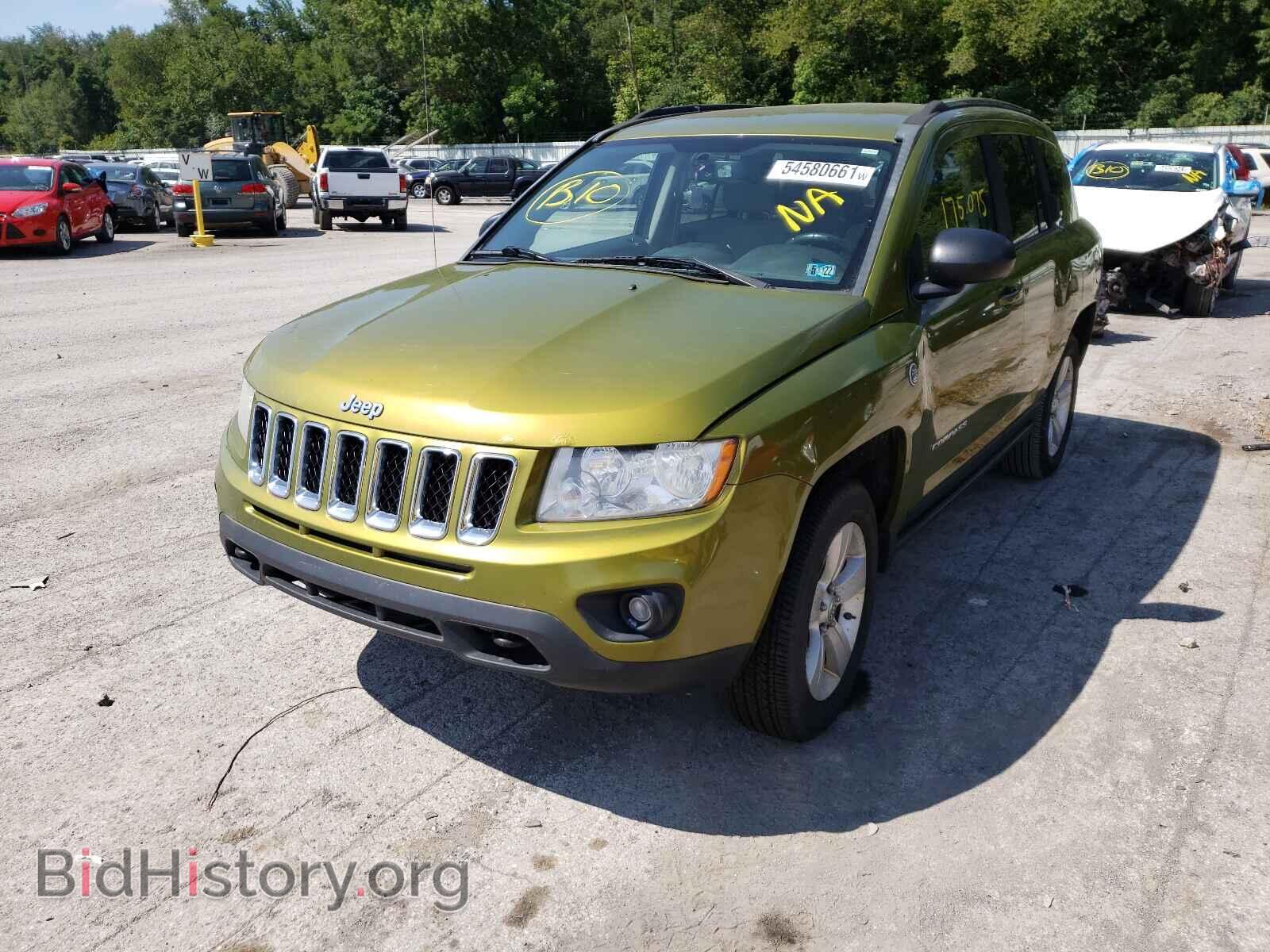 2012 JEEP COMPASS - VIN: 1C4NJDEB7CD554833 - Photo 2