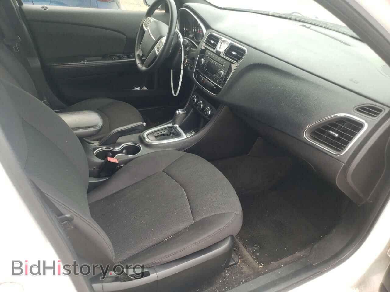 2012 CHRYSLER 200 - VIN: 1C3CCBBB3CN221943 - Фото 5