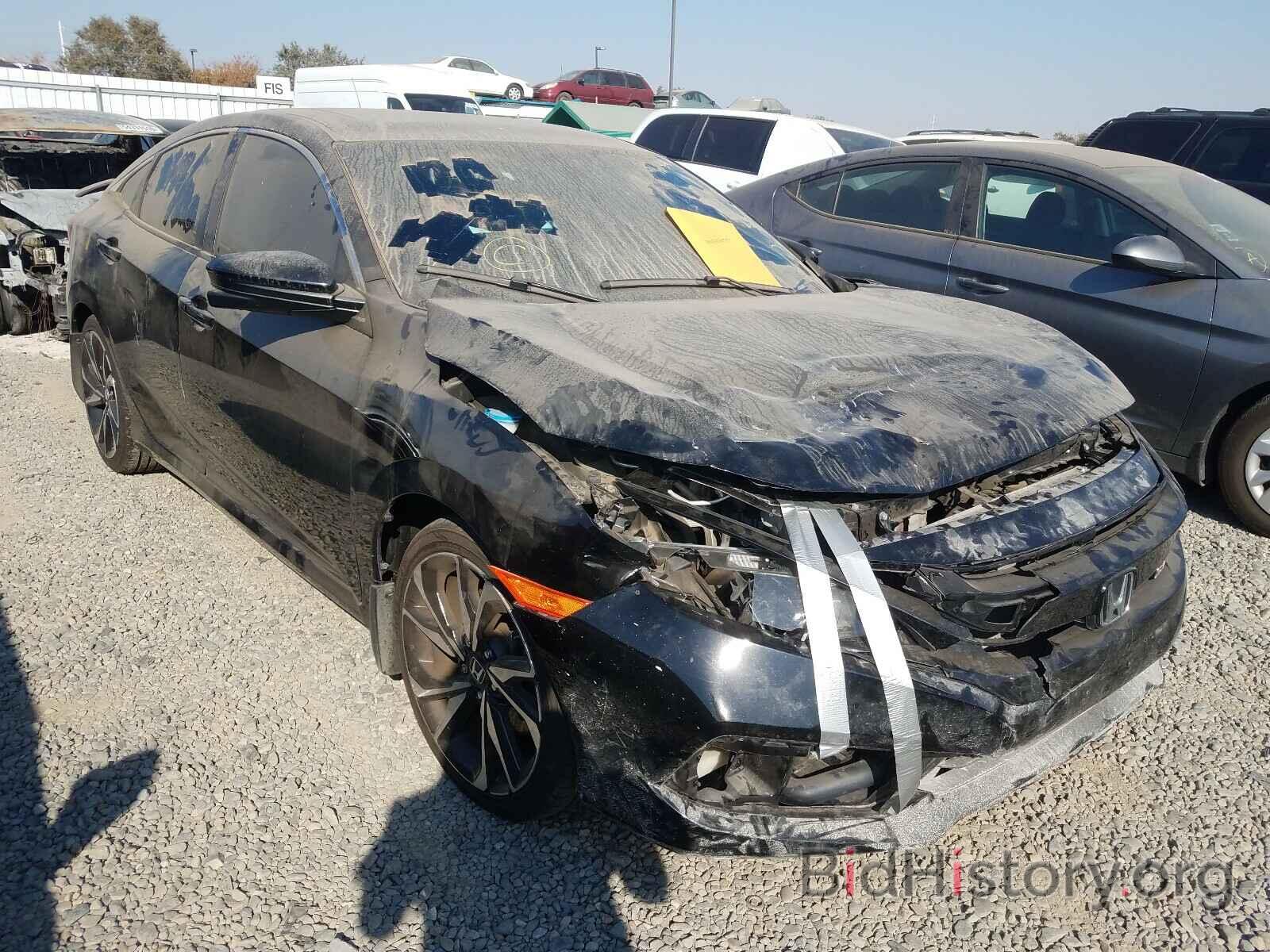 Photo 2HGFC1E58JH705879 - HONDA CIVIC 2018