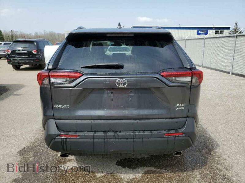 2020 Toyota RAV4 (VIN 2T3R1RFV9LC128802) — фото 6 из 14