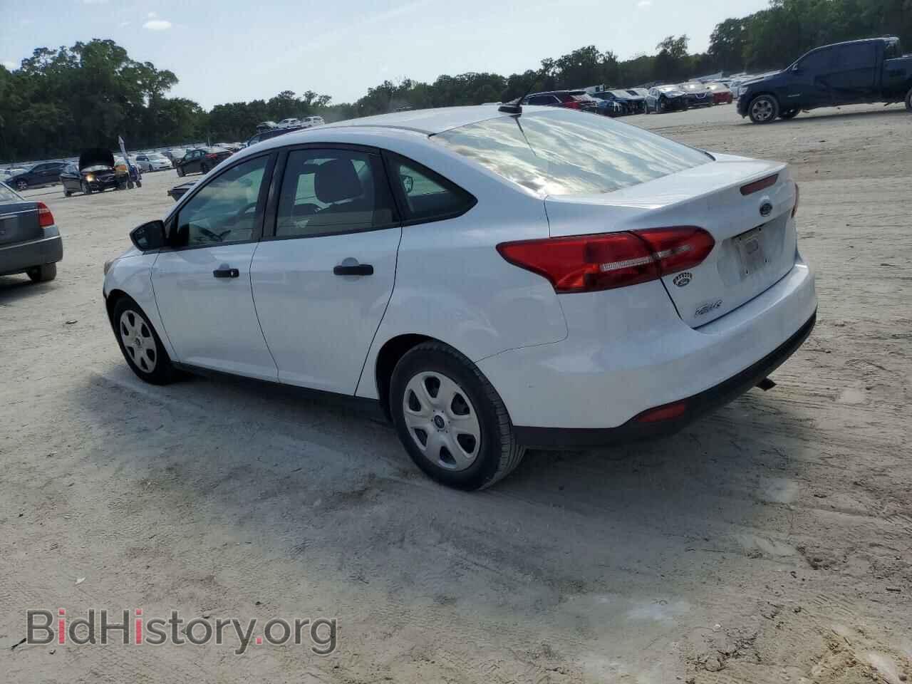 2017 FORD FOCUS - VIN: 1FADP3E22HL327346 - Photo 2