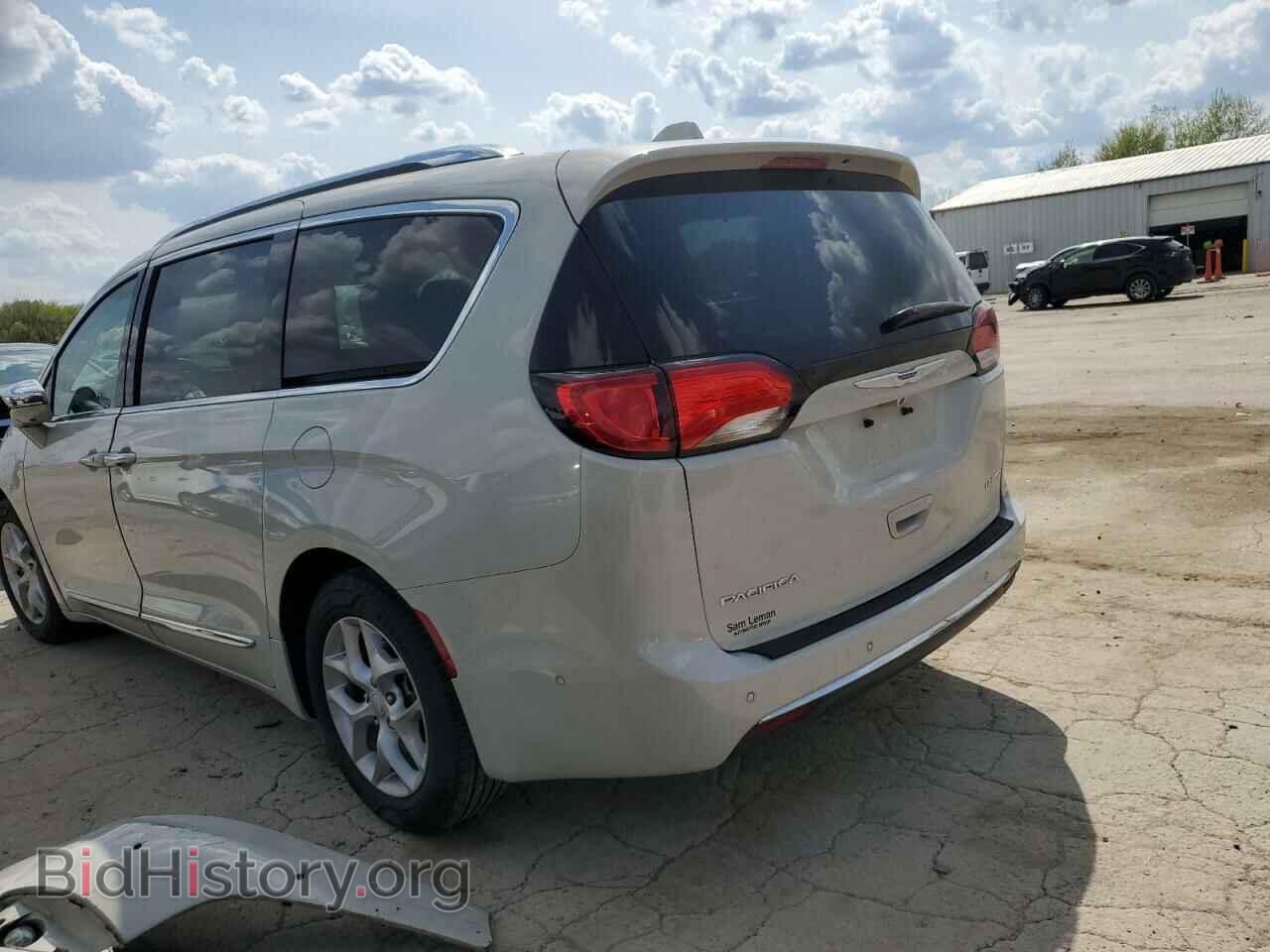 2020 CHRYSLER PACIFICA - VIN: 2C4RC1GG1LR198542 - Photo 2